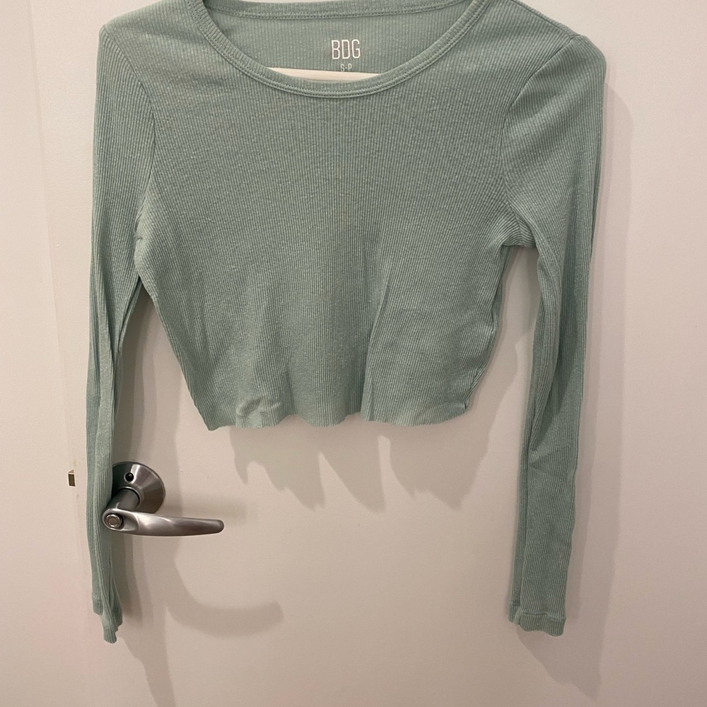 Urban outfitter BDG mint green crop